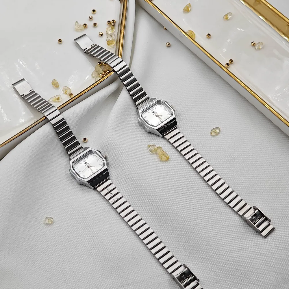 Stainless Steel Ayarlanabilir Çelik Saat